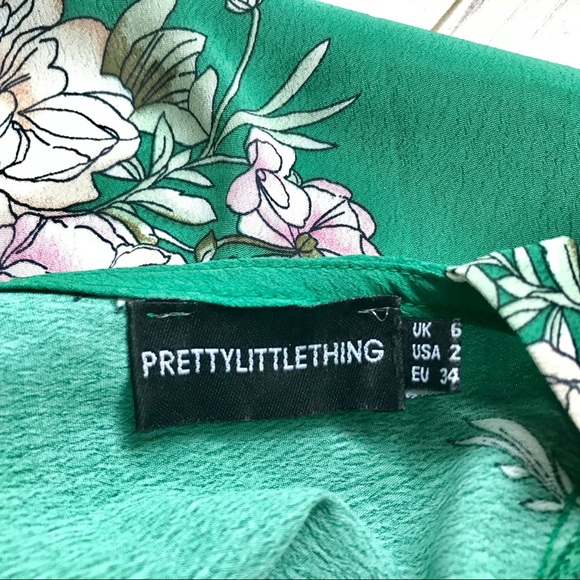 PrettyLittleThing Kimono Sleeve Mini Dress Floral - Picture 5 of 5